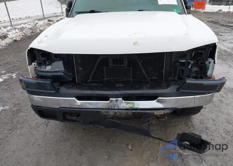 2006 Chevrolet Silverado 1500 Work Truck z USA, uszkodzony, nr VIN 1GCEK19V46Z198719